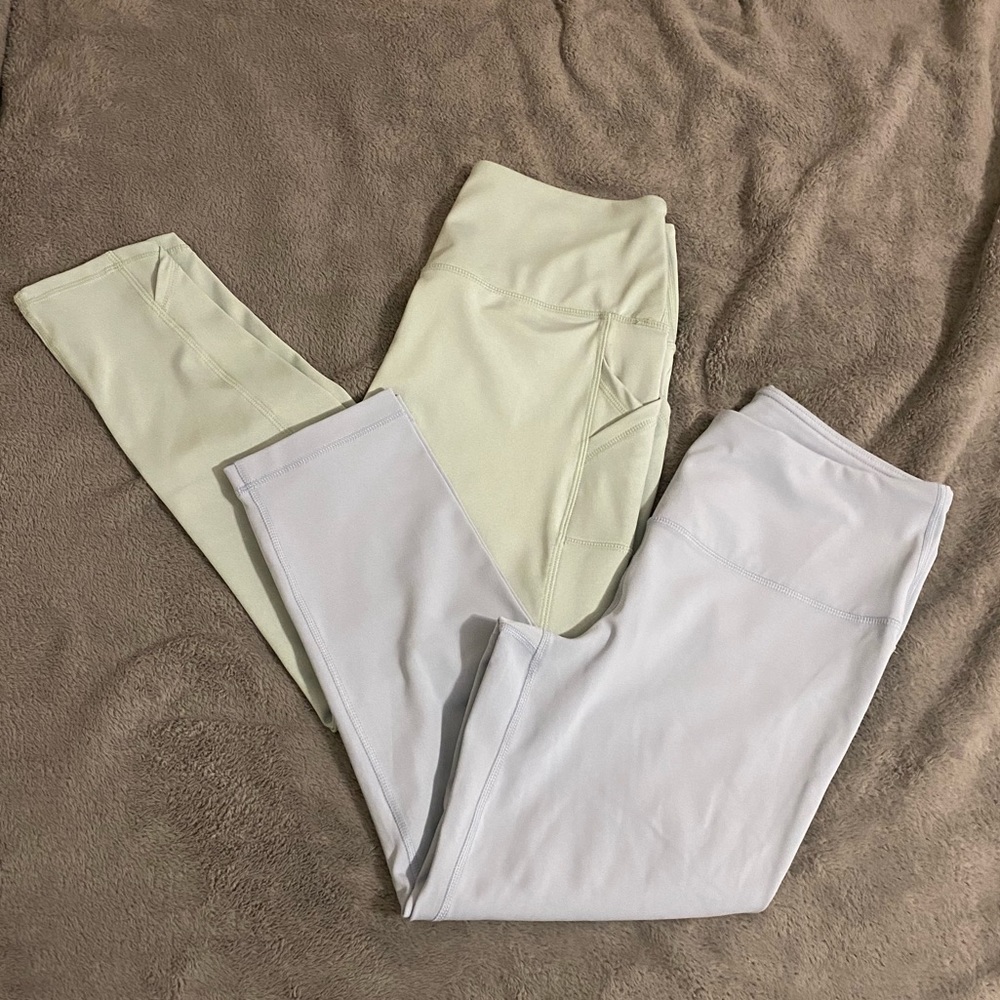 2 Women’s Basic Leggings